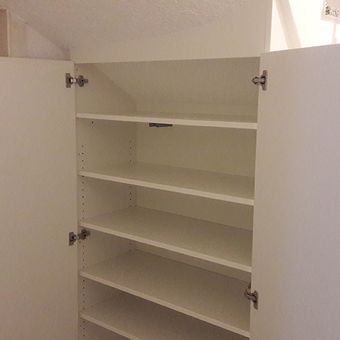 Einbauschrank unter Treppe Querseite als Schuhschrank